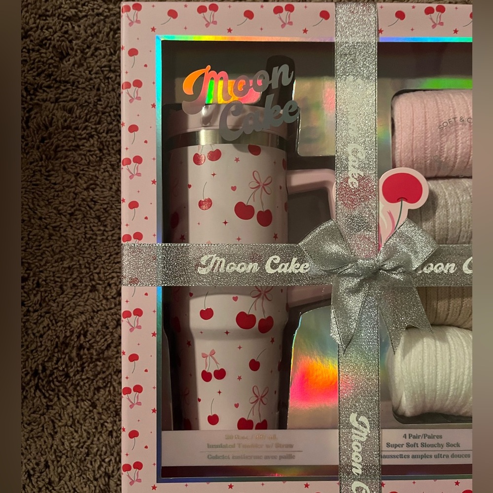 Moon Cake Cherry Tumbler and Sock Set - Picture 2 of 6